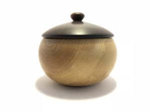 Artisans Corner Gallery Tom Ream lidded Bowl