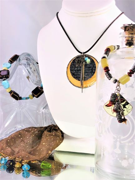 artisans-corner-gallery-lisa-martin-jewelry